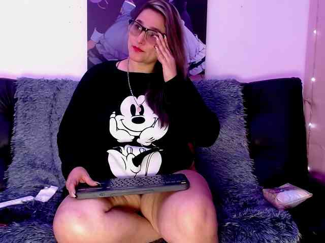 Natalliecolliz webcam