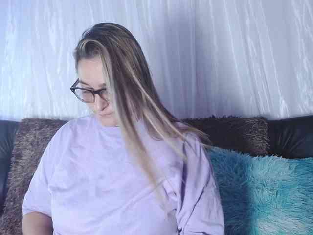 Natalliecolliz webcam