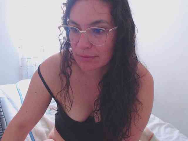 Ivannacrazy1 Live Webcam on BongaCams