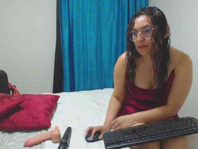 Ivannacrazy1 webcam