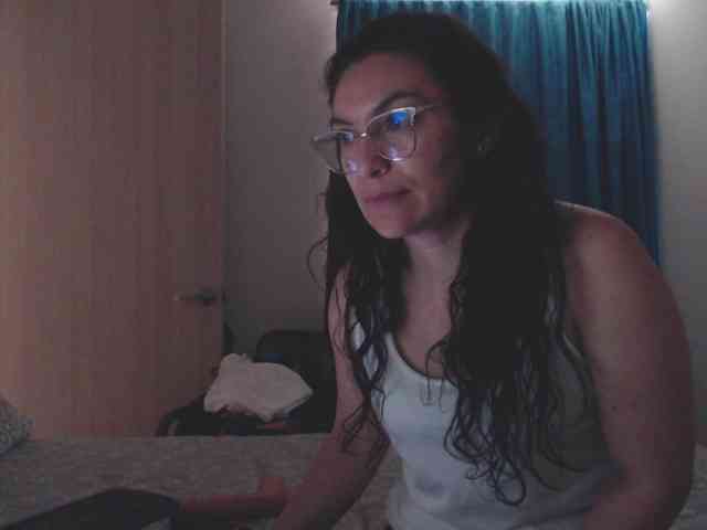 Ivannacrazy1 webcam