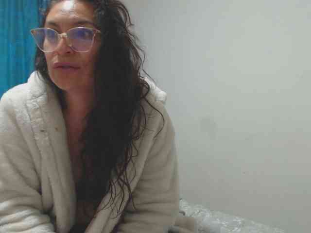 Ivannacrazy1 webcam