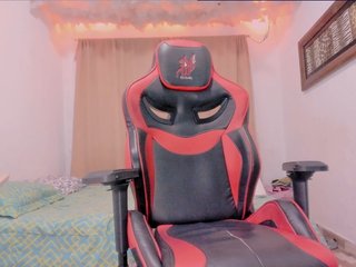 LauuuG Porn Show