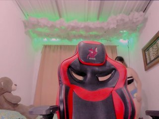 LauuuG Porn Show