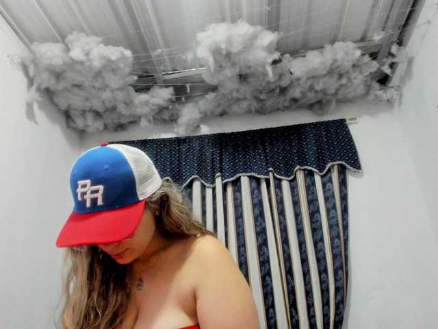 LauuuG's BongaCams show and profile