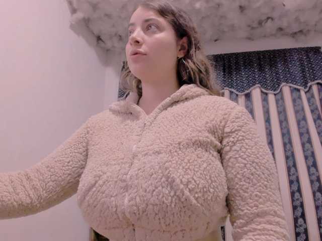 LauuuG's BongaCams show and profile