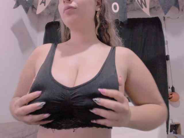LauuuG webcam