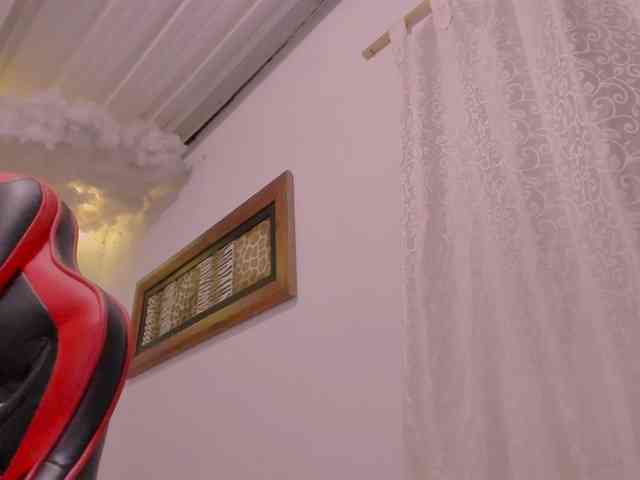 LauuuG webcam