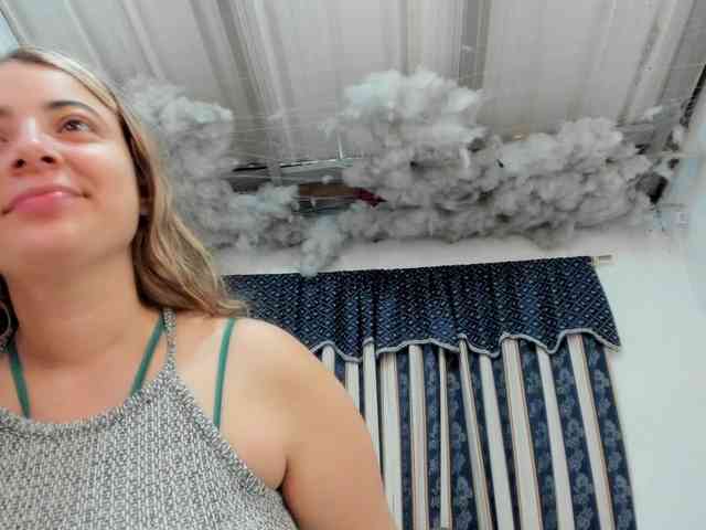 LauuuG Live Webcam on BongaCams