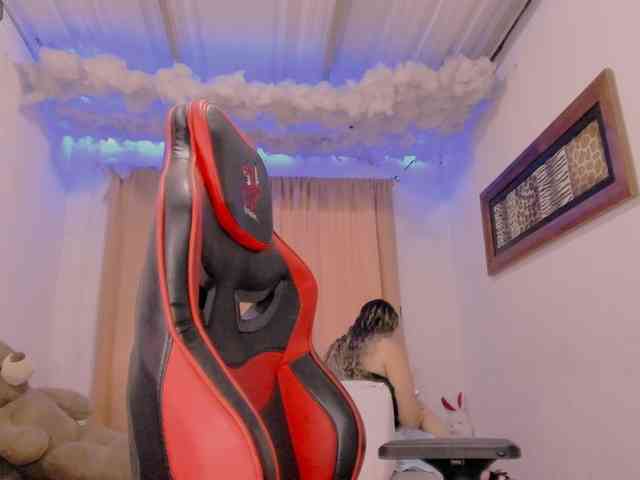 LauuuG webcam