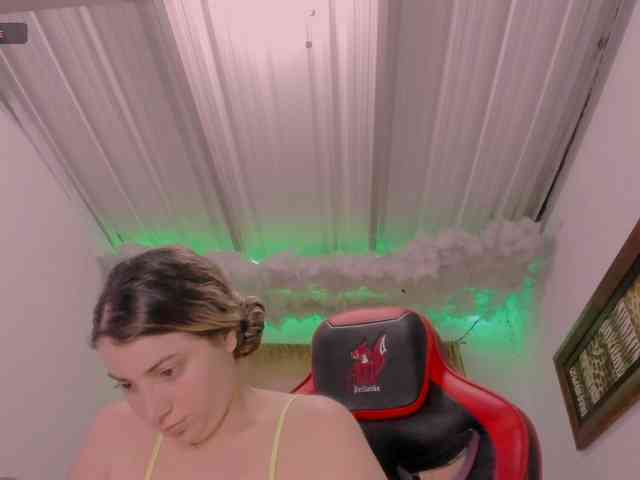 LauuuG webcam