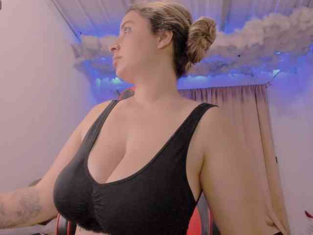 LauuuG webcam