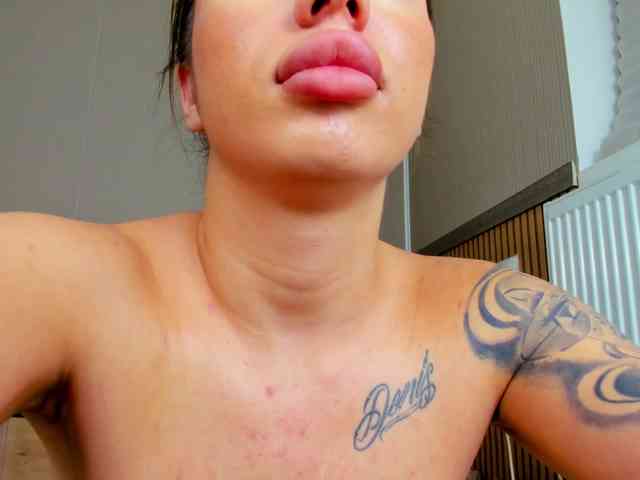 Beatriceee Live Webcam on BongaCams