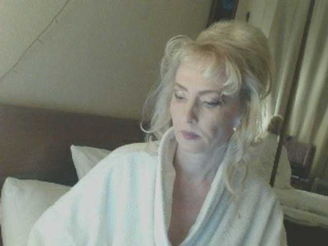 KatrinExcite's BongaCams show and profile