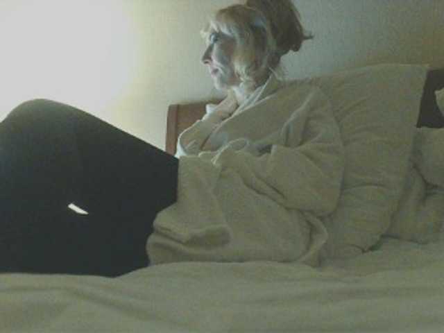 KatrinExcite's BongaCams show and profile