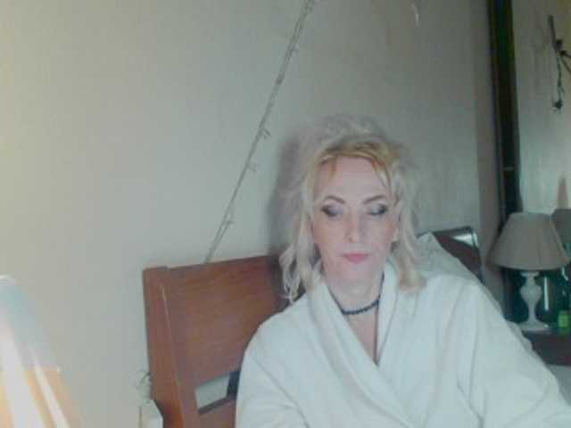 KatrinExcite's BongaCams show and profile