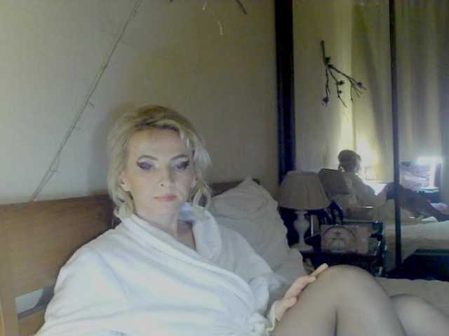 KatrinExcite's BongaCams show and profile