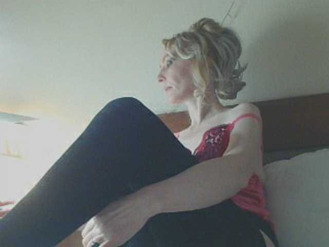 KatrinExcite's BongaCams show and profile