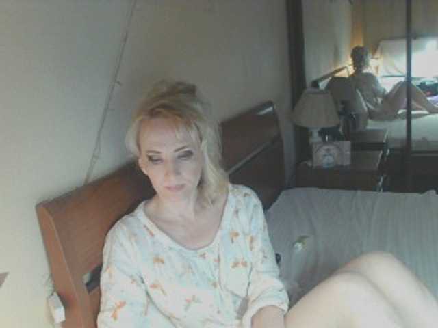 KatrinExcite's BongaCams show and profile