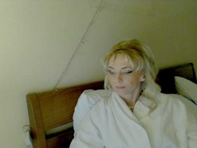 KatrinExcite's BongaCams show and profile