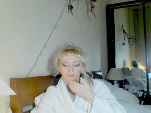 KatrinExcite's BongaCams show and profile