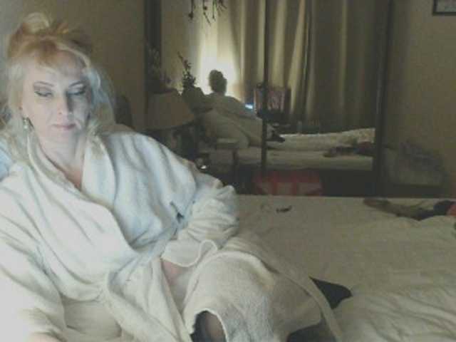 KatrinExcite's BongaCams show and profile