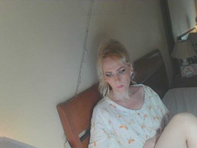 KatrinExcite's BongaCams show and profile