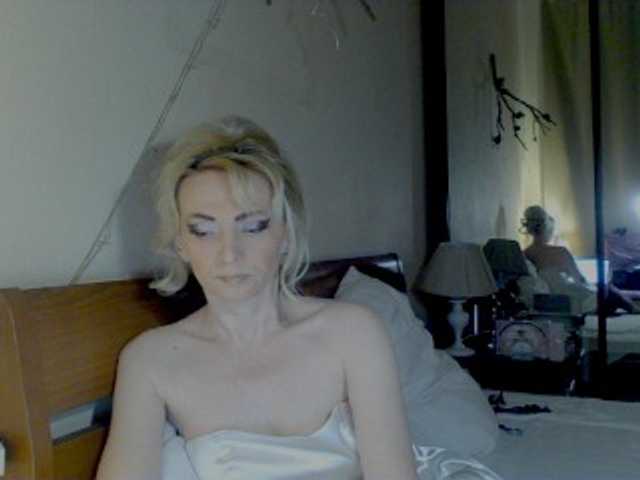 KatrinExcite's BongaCams show and profile