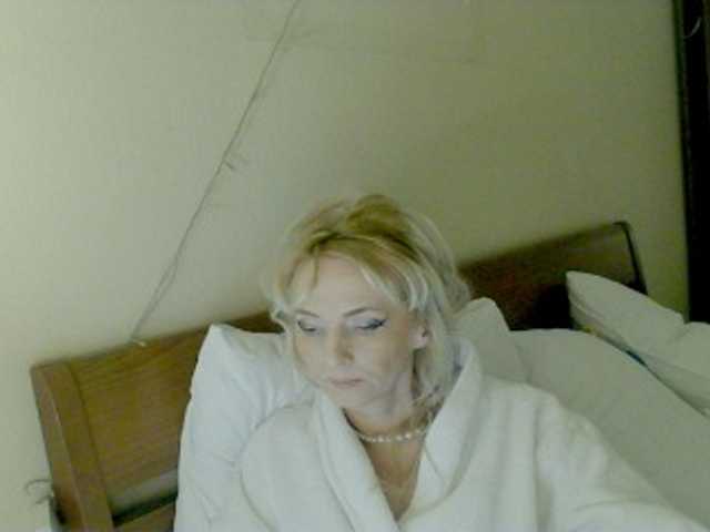 KatrinExcite's BongaCams show and profile