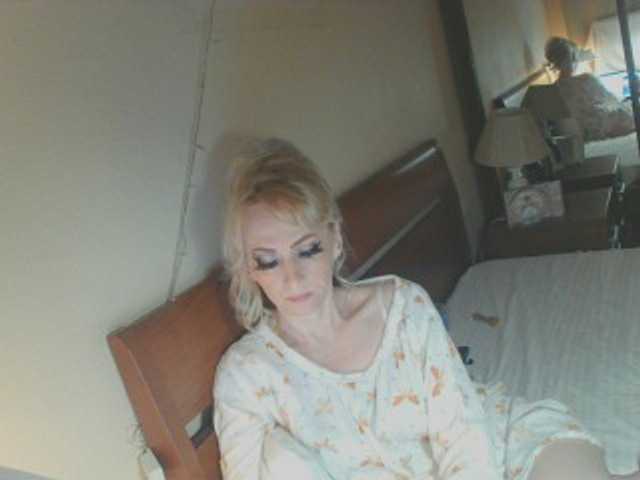 KatrinExcite's BongaCams show and profile