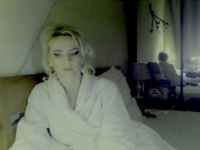 KatrinExcite's BongaCams show and profile