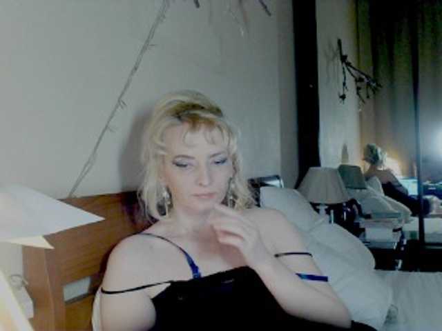 KatrinExcite's BongaCams show and profile