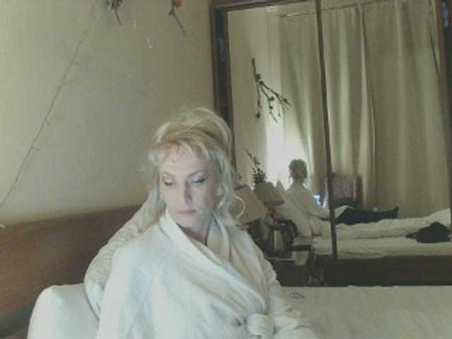 KatrinExcite's BongaCams show and profile