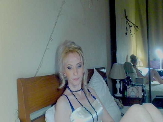 KatrinExcite's BongaCams show and profile