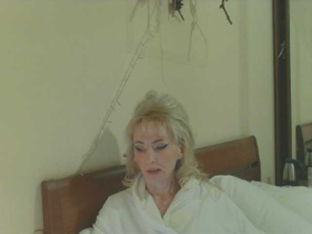 KatrinExcite's BongaCams show and profile