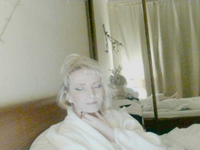 KatrinExcite's BongaCams show and profile