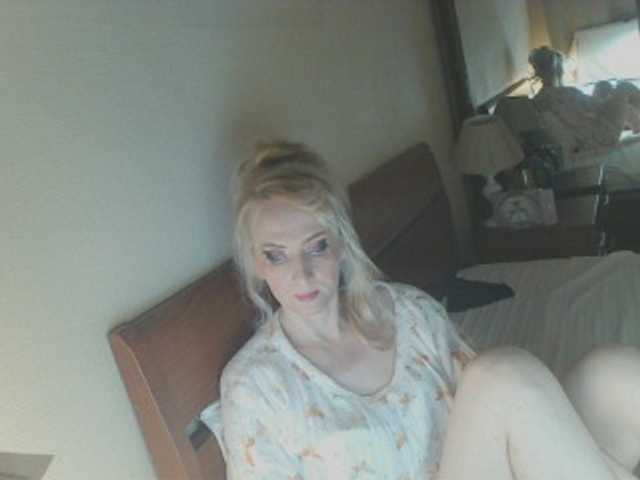 KatrinExcite's BongaCams show and profile