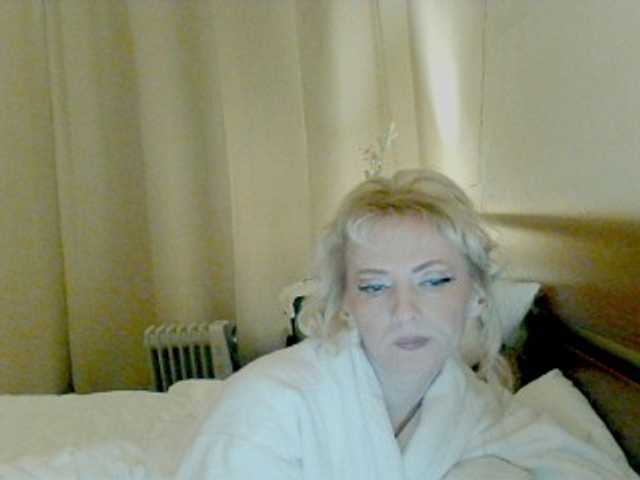 KatrinExcite's BongaCams show and profile