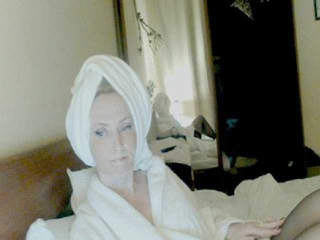 KatrinExcite's BongaCams show and profile