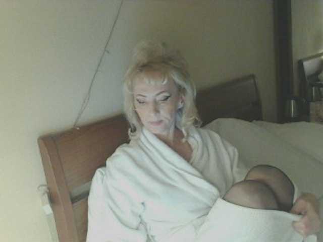 KatrinExcite's BongaCams show and profile