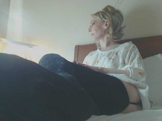 KatrinExcite's BongaCams show and profile