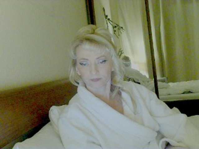 KatrinExcite's BongaCams show and profile