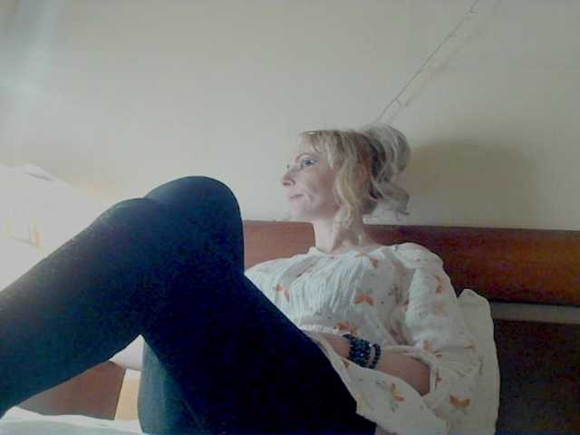 KatrinExcite's BongaCams show and profile