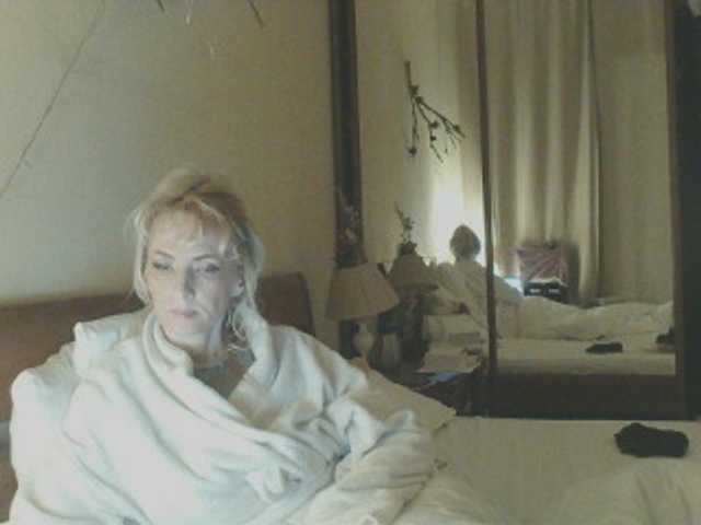 KatrinExcite's BongaCams show and profile