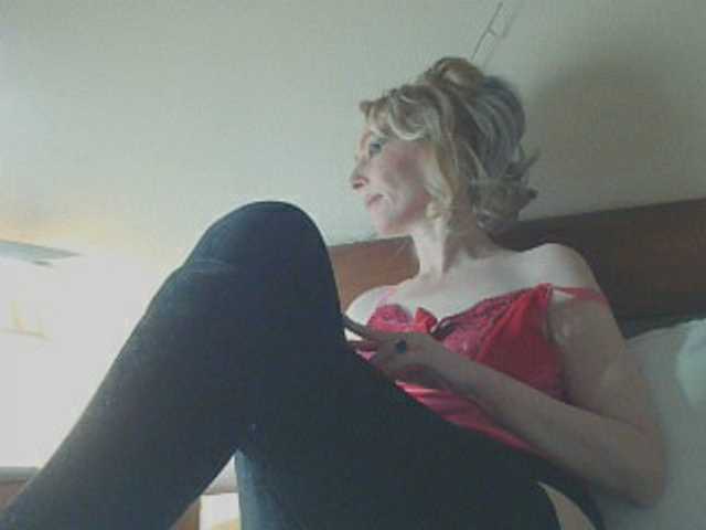 KatrinExcite's BongaCams show and profile