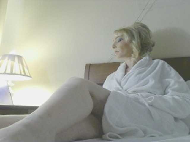 KatrinExcite's BongaCams show and profile