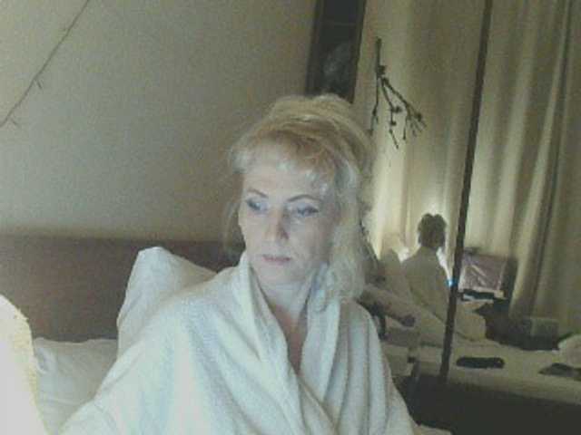 KatrinExcite's BongaCams show and profile