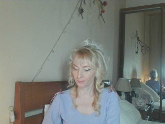 KatrinExcite's BongaCams show and profile