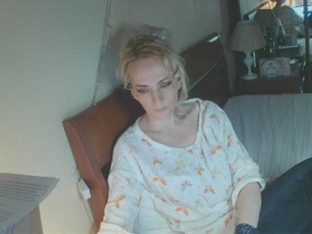 KatrinExcite's BongaCams show and profile