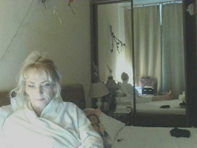 KatrinExcite's BongaCams show and profile